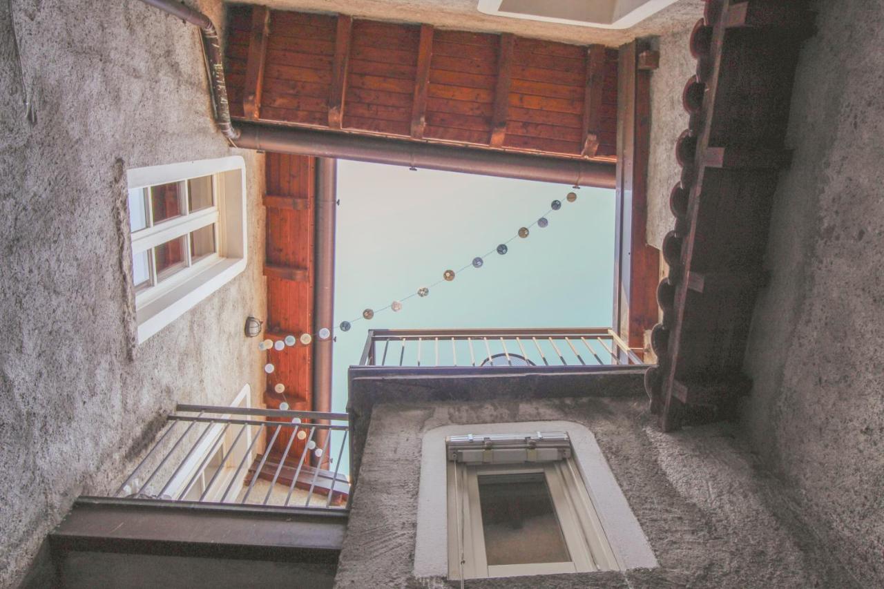 ドマーゾLa Casa Del Portoアパートメント エクステリア 写真